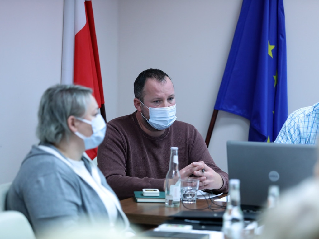 Rekordowy budżet na inwestycje przyjęty w pięć minut [ZDJĘCIA]