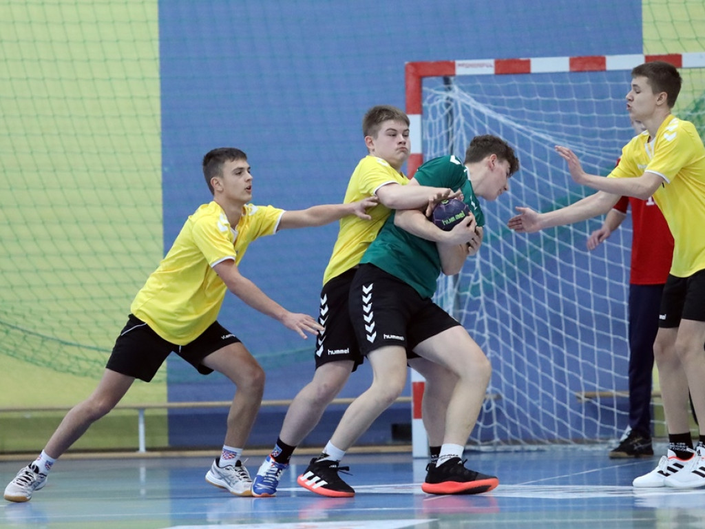 Świetna gra w drugiej połowie. Młodzicy Chrobrego wygrali [ZDJĘCIA]