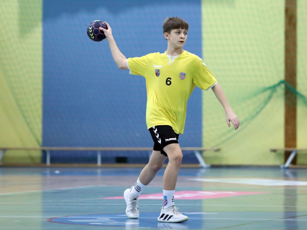 Świetna gra w drugiej połowie. Młodzicy Chrobrego wygrali [ZDJĘCIA]