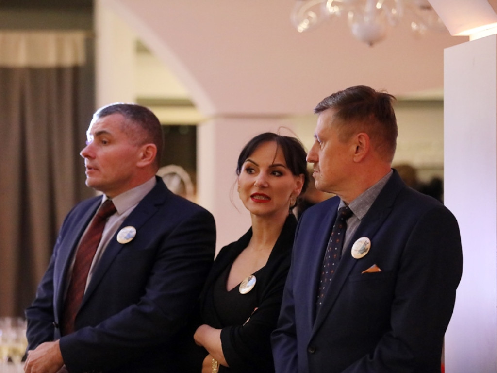 ZSSiB w okrojonym składzie, ale studniówka w tym roku musiała się odbyć [ZDJĘCIA]