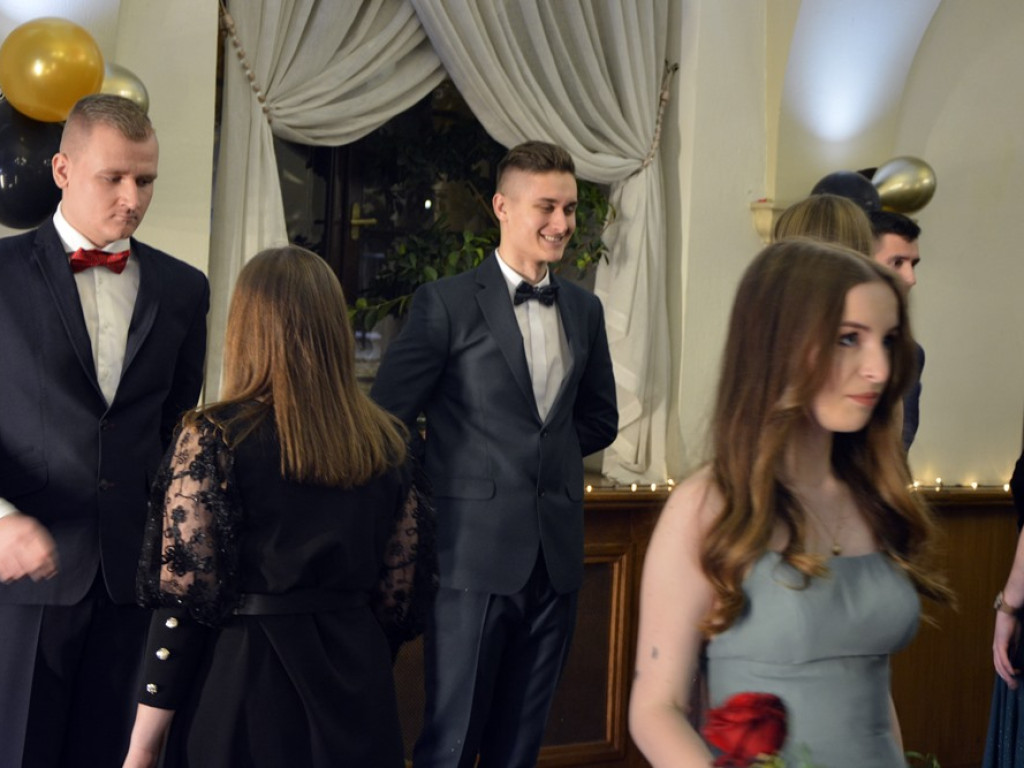 Tak się bawili maturzyści z popularnej Przyrodniczej [ZDJĘCIA]