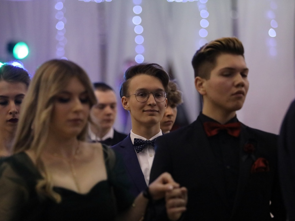 103 dni do matury! Studniówkowy bal uczniów I Liceum Ogólnokształcącego w Głogowie [ZDJĘCIA]