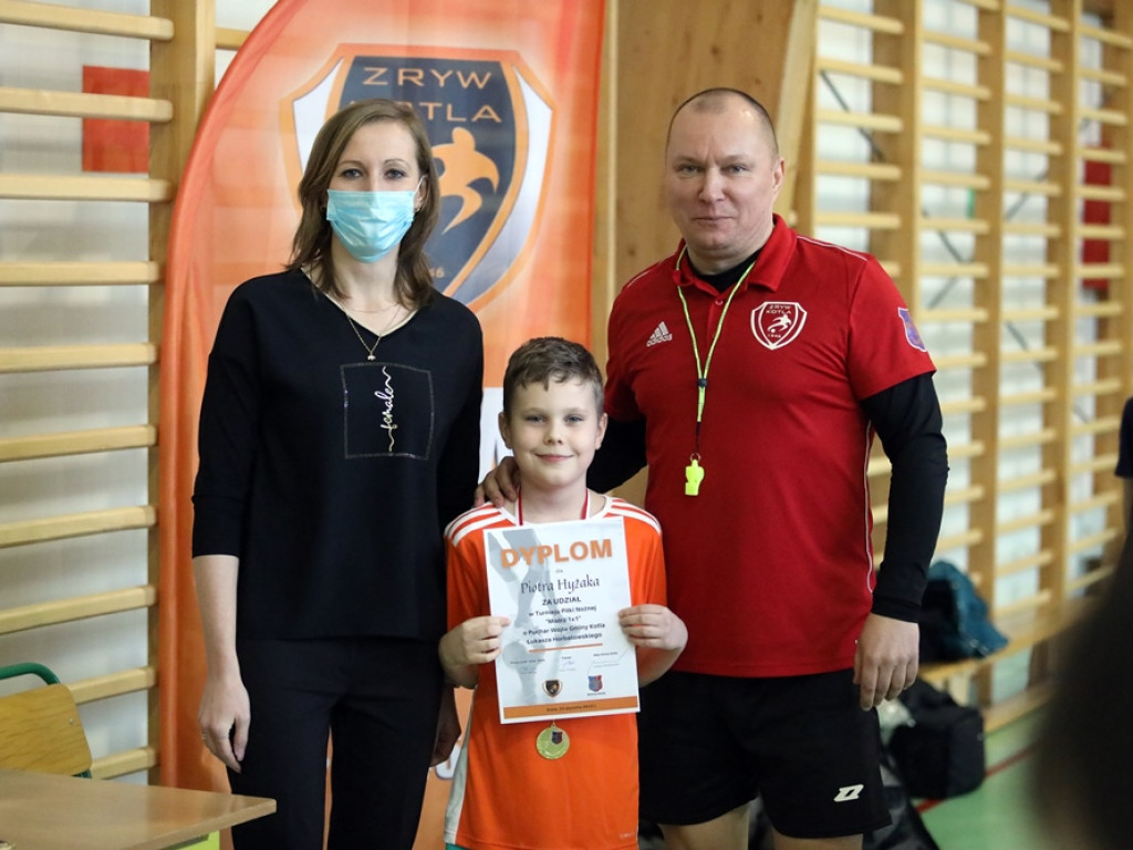 Udany turniej w Kotli. Najmłodsi piłkarze w akcji [ZDJĘCIA]