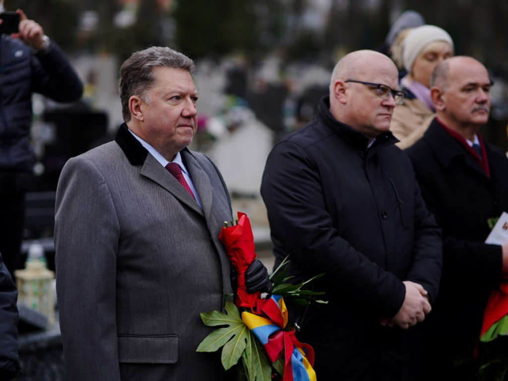 Odsłonili pamiątkową tablicę z okazji 100. rocznicy śmierci Juliusa Blaschke [ZDJĘCIA]