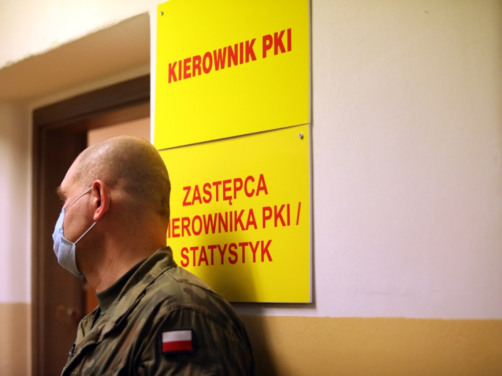 Zimowe ferie spędzą w wojsku. Dostali mundury, pojadą też na poligon [ZDJĘCIA]
