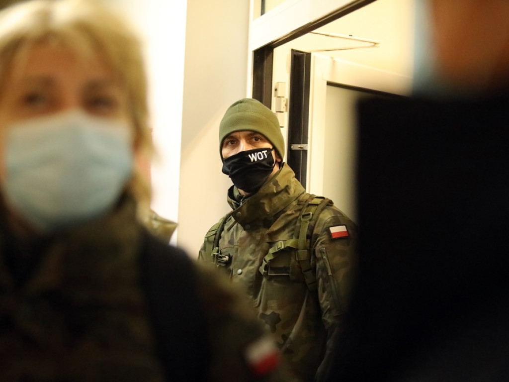 Zimowe ferie spędzą w wojsku. Dostali mundury, pojadą też na poligon [ZDJĘCIA]
