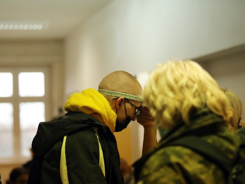 Zimowe ferie spędzą w wojsku. Dostali mundury, pojadą też na poligon [ZDJĘCIA]