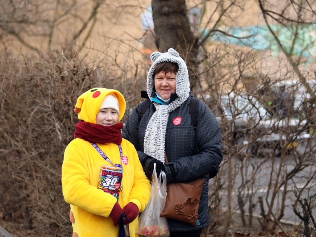 Wielka parada samochodów z okazji 30 finału WOŚP w Głogowie! [ZDJĘCIA]