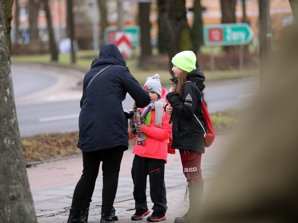 Wielka parada samochodów z okazji 30 finału WOŚP w Głogowie! [ZDJĘCIA]