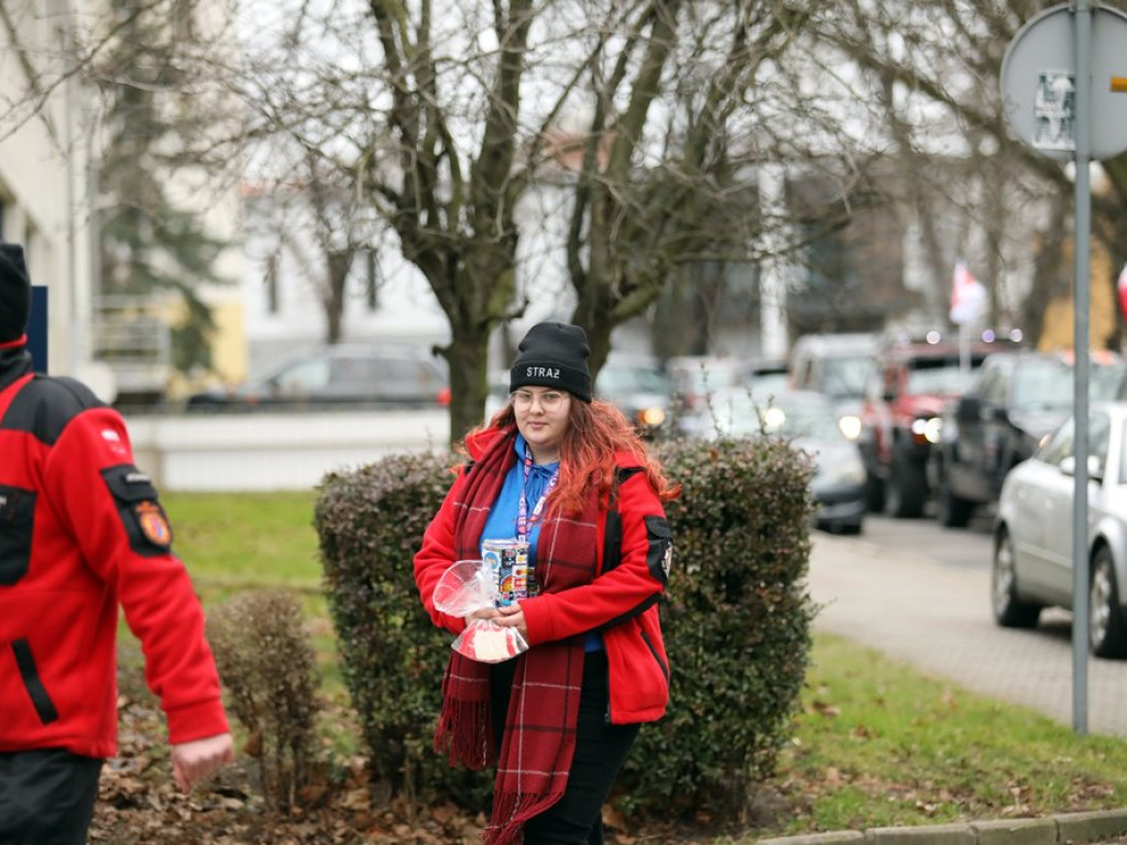 Wielka parada samochodów z okazji 30 finału WOŚP w Głogowie! [ZDJĘCIA]