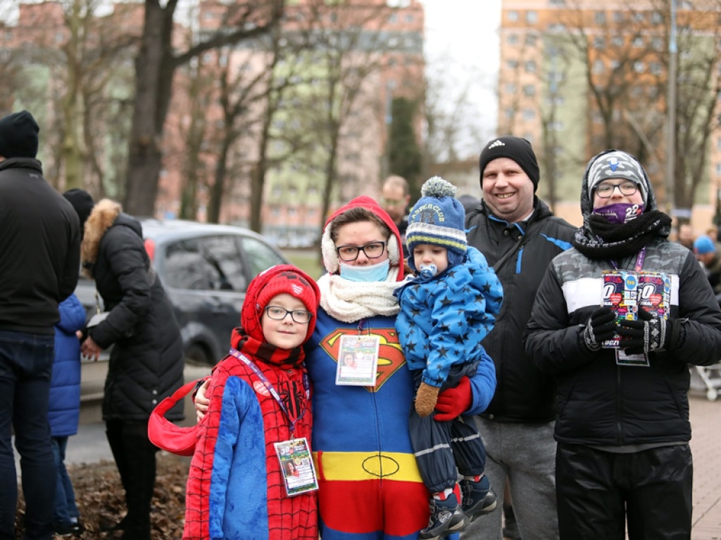 Wielka parada samochodów z okazji 30 finału WOŚP w Głogowie! [ZDJĘCIA]