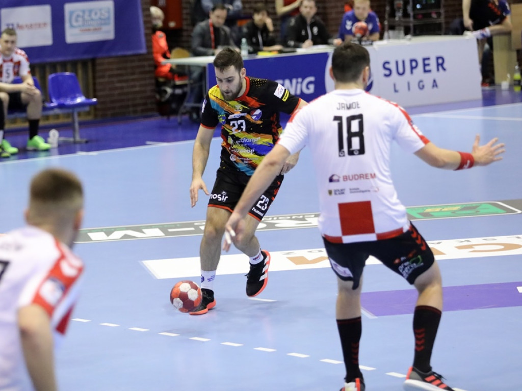 Gwardia dostała mocne lanie w Głogowie! Piękny mecz Chrobrego [ZDJĘCIA]