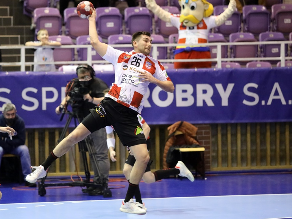 Gwardia dostała mocne lanie w Głogowie! Piękny mecz Chrobrego [ZDJĘCIA]