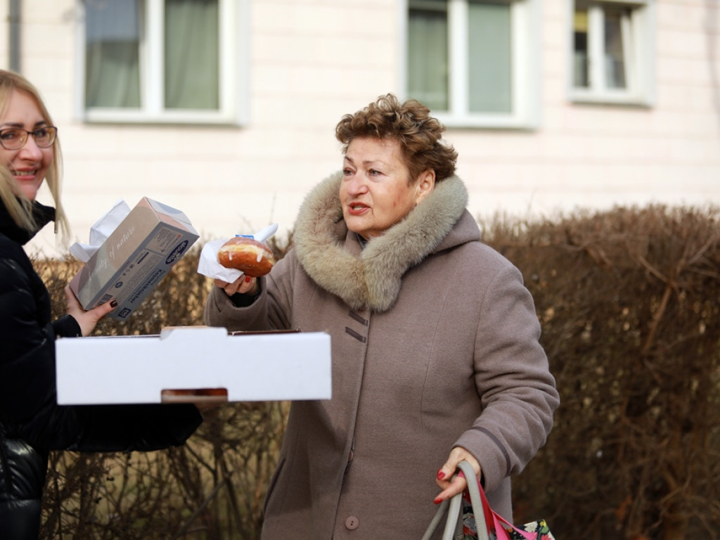 Tłusty Czwartek: Pączki od Społem i naszej redakcji