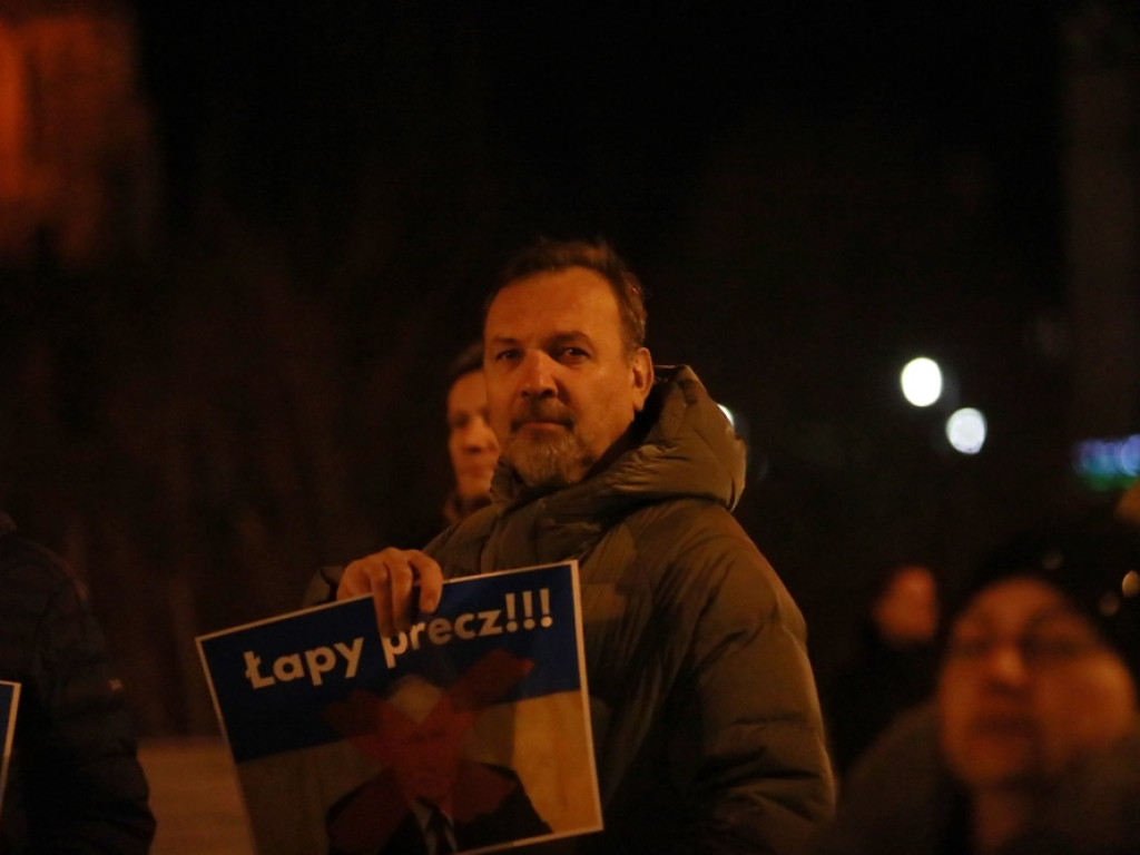 Polacy i Ukraińcy razem na rynku w Głogowie. Padło wiele słów wsparcia [ZDJĘCIE]