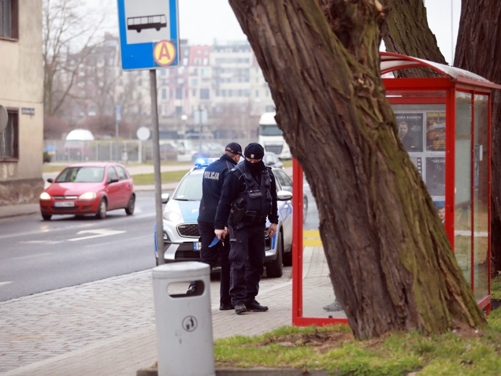 Zabójstwo? Nie żyje młody mężczyzna. Na miejsce jedzie prokurator [ZDJĘCIA]