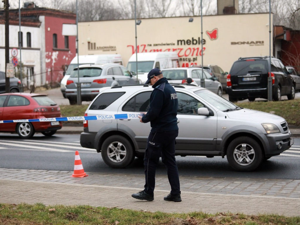 Zabójstwo? Nie żyje młody mężczyzna. Na miejsce jedzie prokurator [ZDJĘCIA]