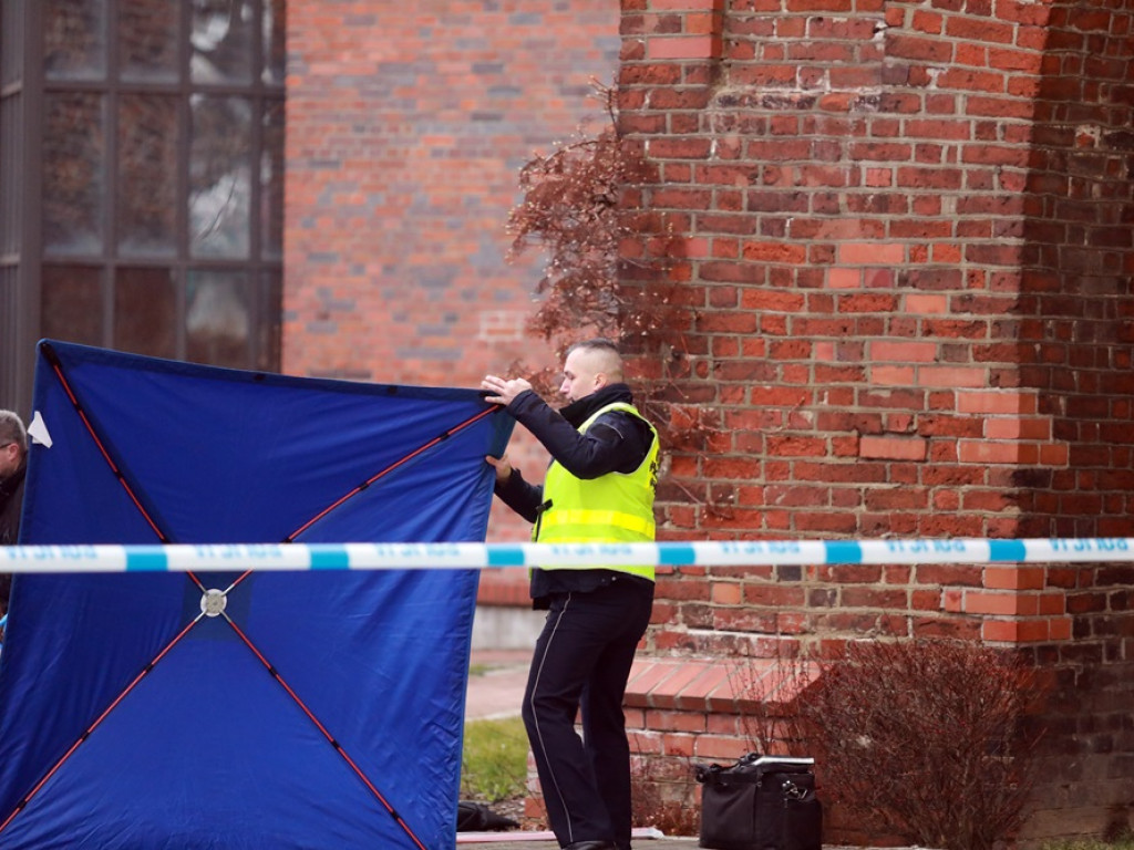 Zabójstwo? Nie żyje młody mężczyzna. Na miejsce jedzie prokurator [ZDJĘCIA]