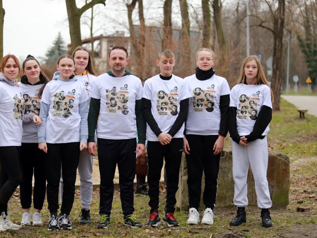 Patriotyzm na sportowo. Oddali hołd Żołnierzom Wyklętym [ZDJĘCIA]