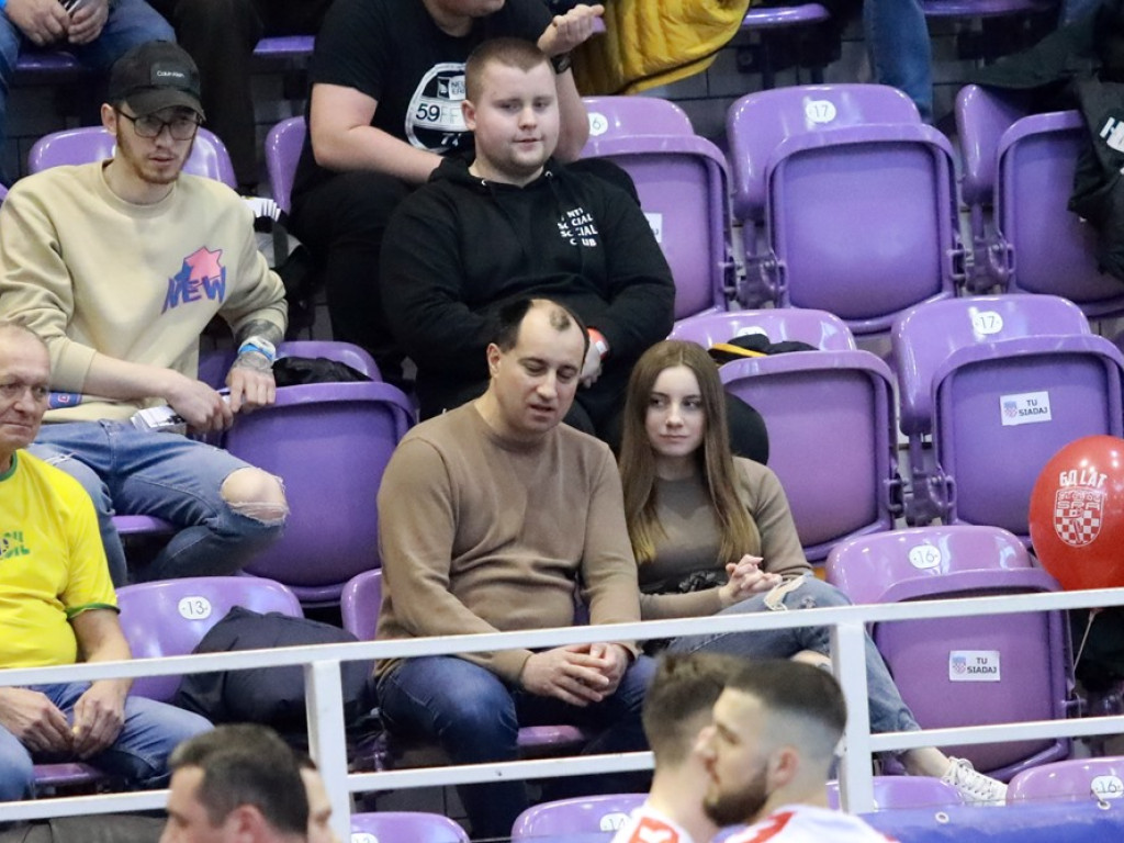 Co to był za mecz! Chrobry pokonał MMTS, kibice świętowali [ZDJĘCIA]