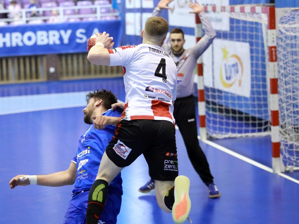 Co to był za mecz! Chrobry pokonał MMTS, kibice świętowali [ZDJĘCIA]