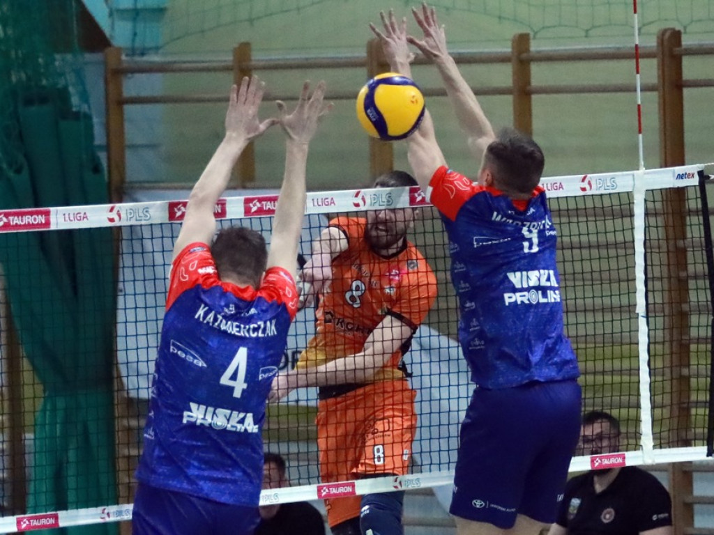 Punkty wyjechały z Głogowa. Porażka siatkarzy Chrobrego [ZDJĘCIA]