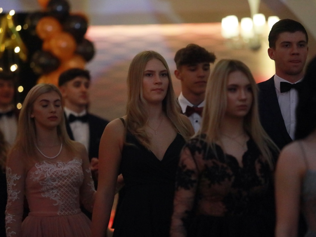 Studniówka w Szkole Mistrzostwa Sportowego [ZDJĘCIA]