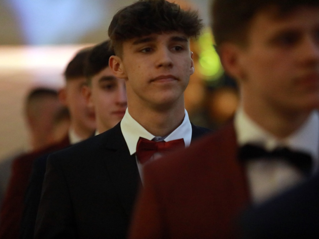 Studniówka w Szkole Mistrzostwa Sportowego [ZDJĘCIA]