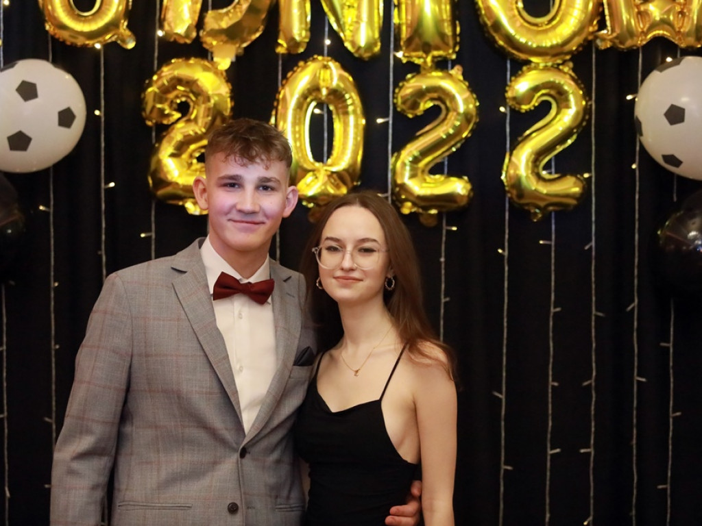 Studniówka w Szkole Mistrzostwa Sportowego [ZDJĘCIA]