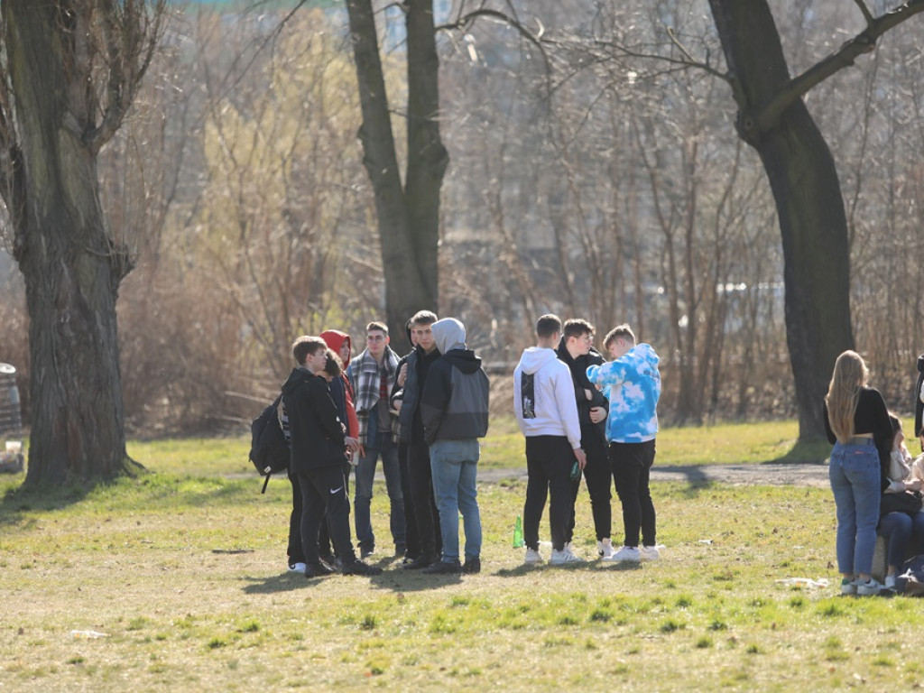 Wielkie wagary na placu festynowym [ZDJĘCIA]