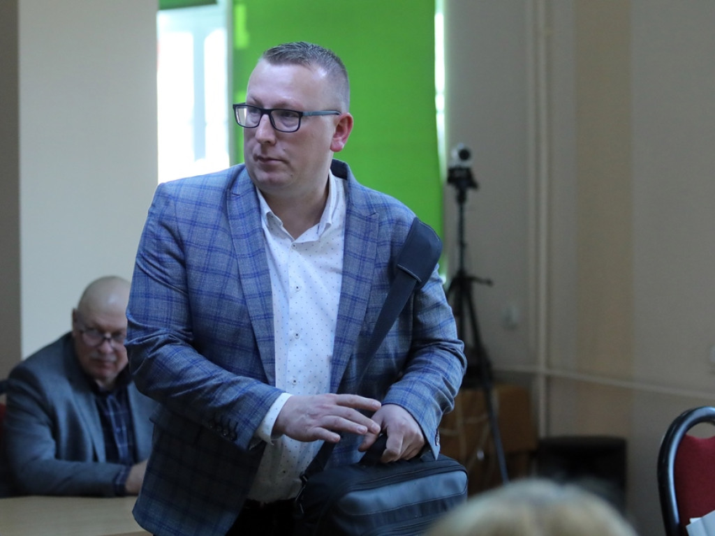 Radni złożyli wniosek o odwołanie starosty Jarosława Dudkowiaka [ZDJĘCIA]