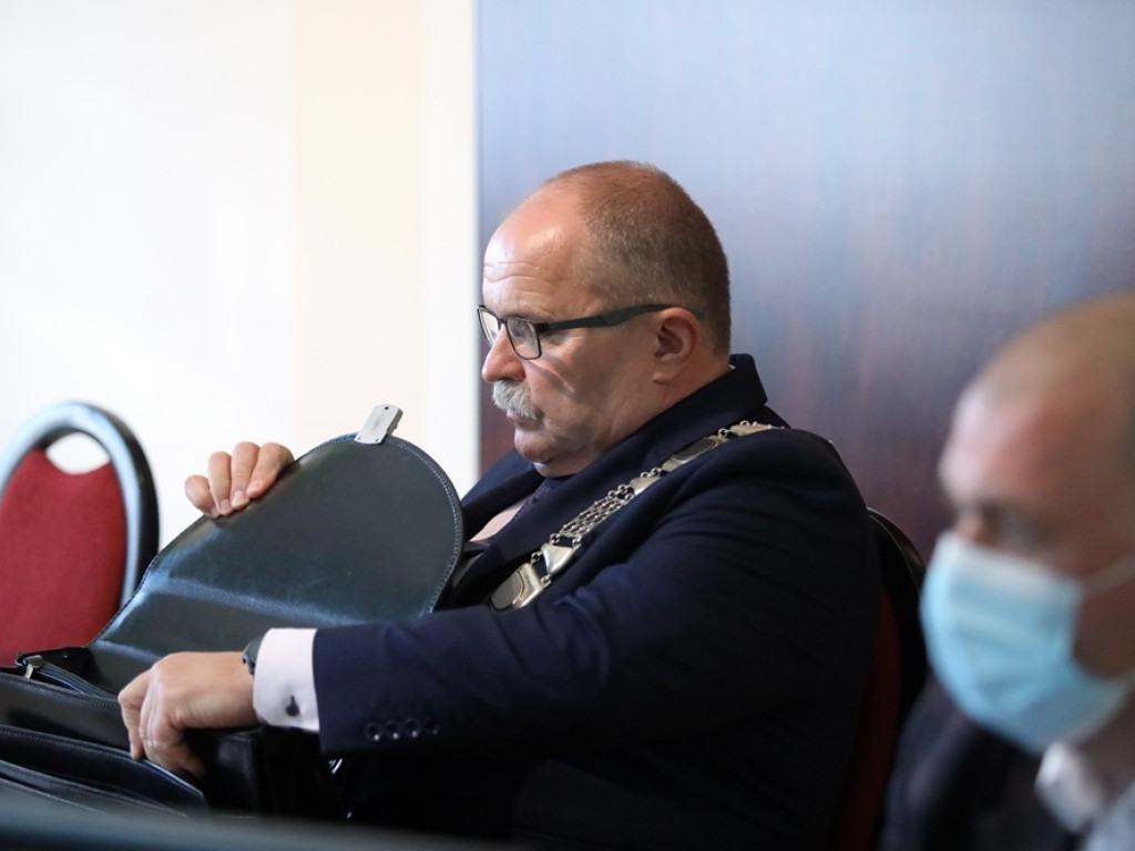 Radni złożyli wniosek o odwołanie starosty Jarosława Dudkowiaka [ZDJĘCIA]