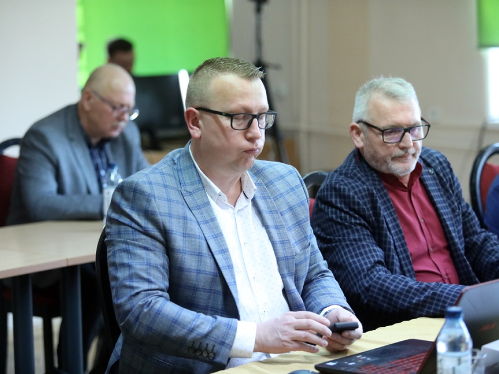 Radni złożyli wniosek o odwołanie starosty Jarosława Dudkowiaka [ZDJĘCIA]