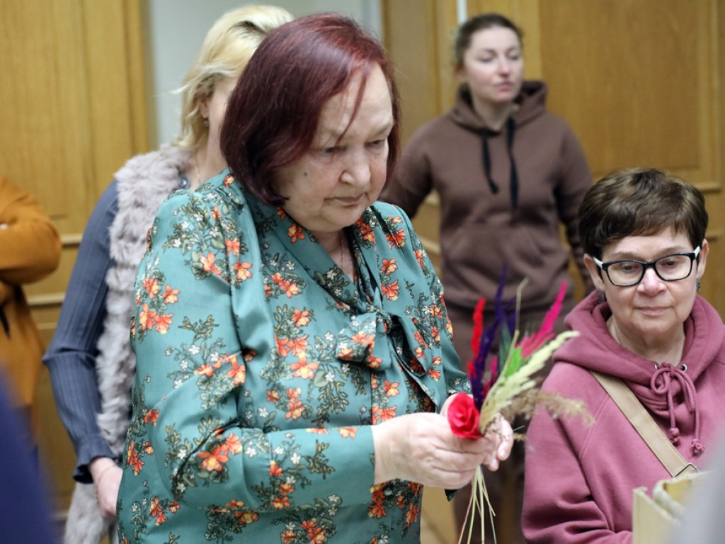 To będzie największa wielkanocna palma w naszym mieście [ZDJĘCIA]