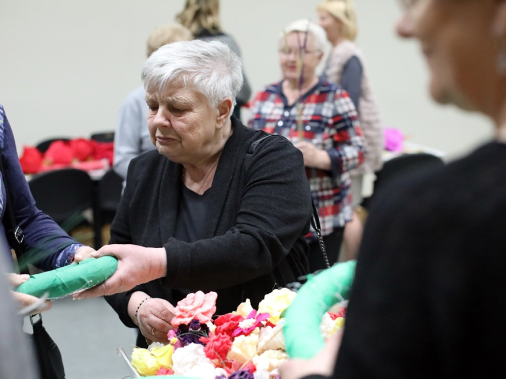 To będzie największa wielkanocna palma w naszym mieście [ZDJĘCIA]