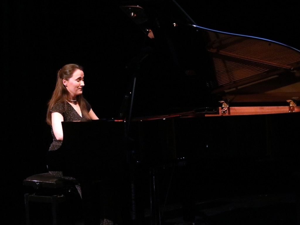 Wyjątkowy koncert dla Ukrainy w wykonaniu znanej pianistki [ZDJĘCIA]