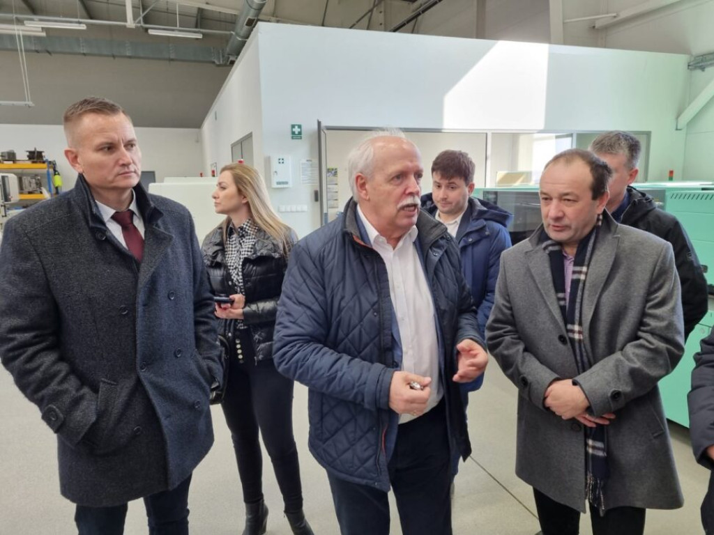 Zielona energia się opłaca. Wszystkim!