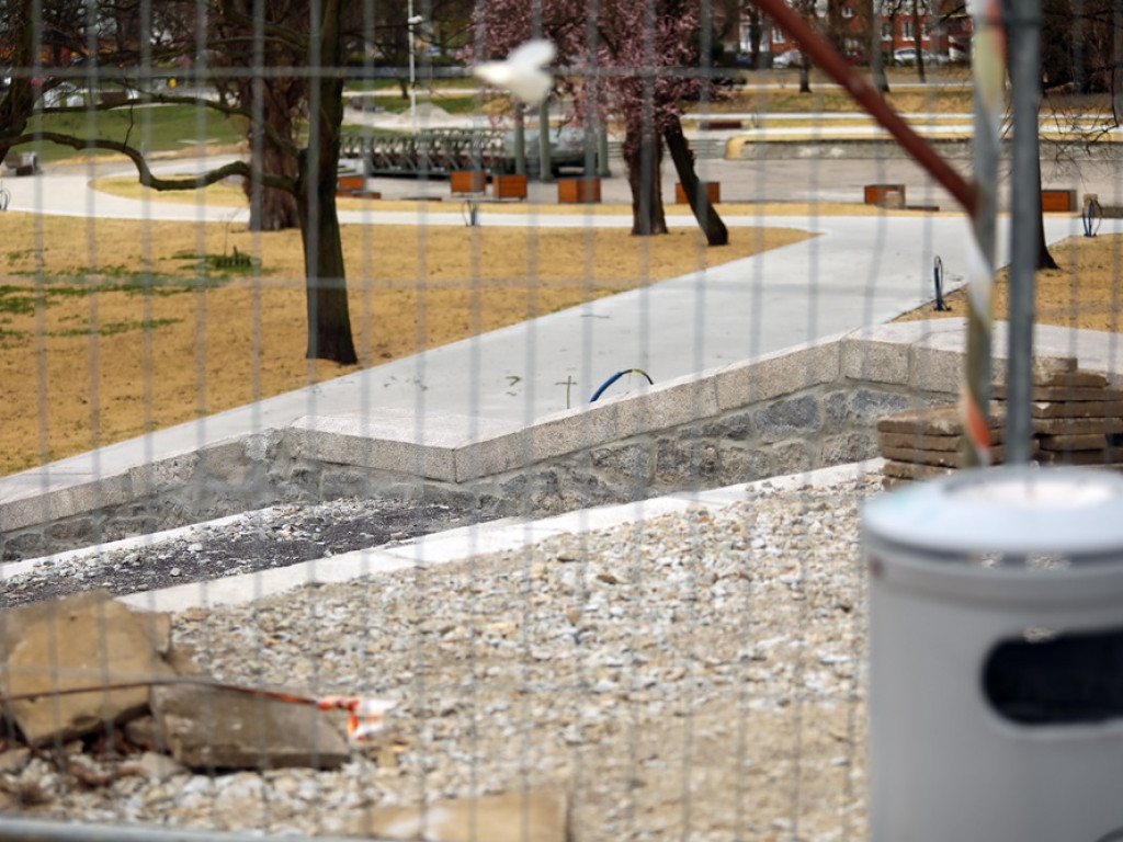 Park Sapera będzie gotowy w czerwcu. I będzie też droższy niż planowano [ZDJĘCIA]