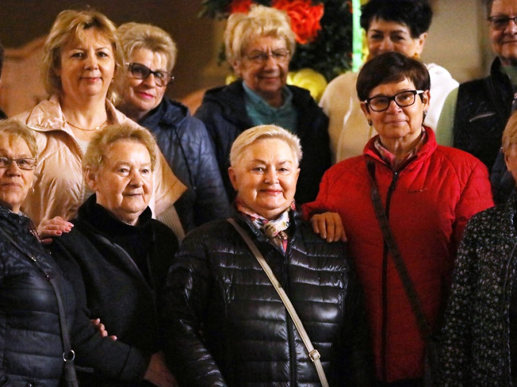 Największa wielkanocna palma stanęła w kościele Bożego Ciała [ZDJĘCIA]