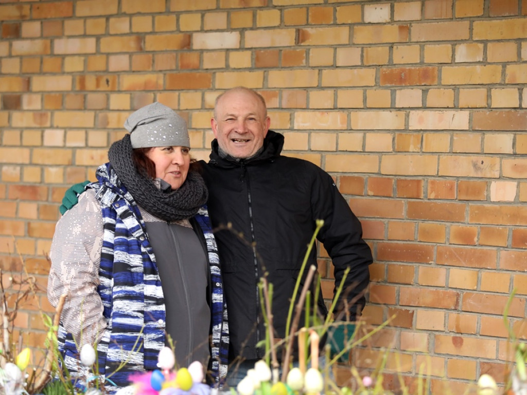 Pomagają małej Weronice. Pod kościołem trwa kiermasz [ZDJĘCIA]