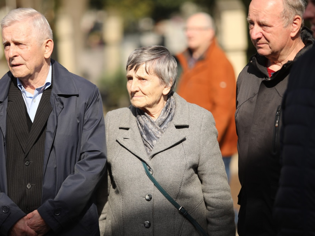 Pamiętają o zbrodni katyńskiej. Pilecki: Jechali bydlęcymi wagonami Polacy, Białorusini i Ukraińcy [ZDJĘCIA]