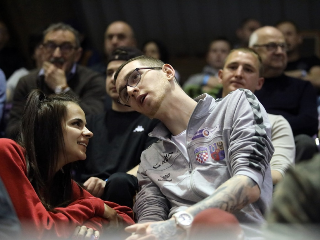 Świetny Stachera! W derbach Chrobry pokonuje Zagłębie [ZDJĘCIA]