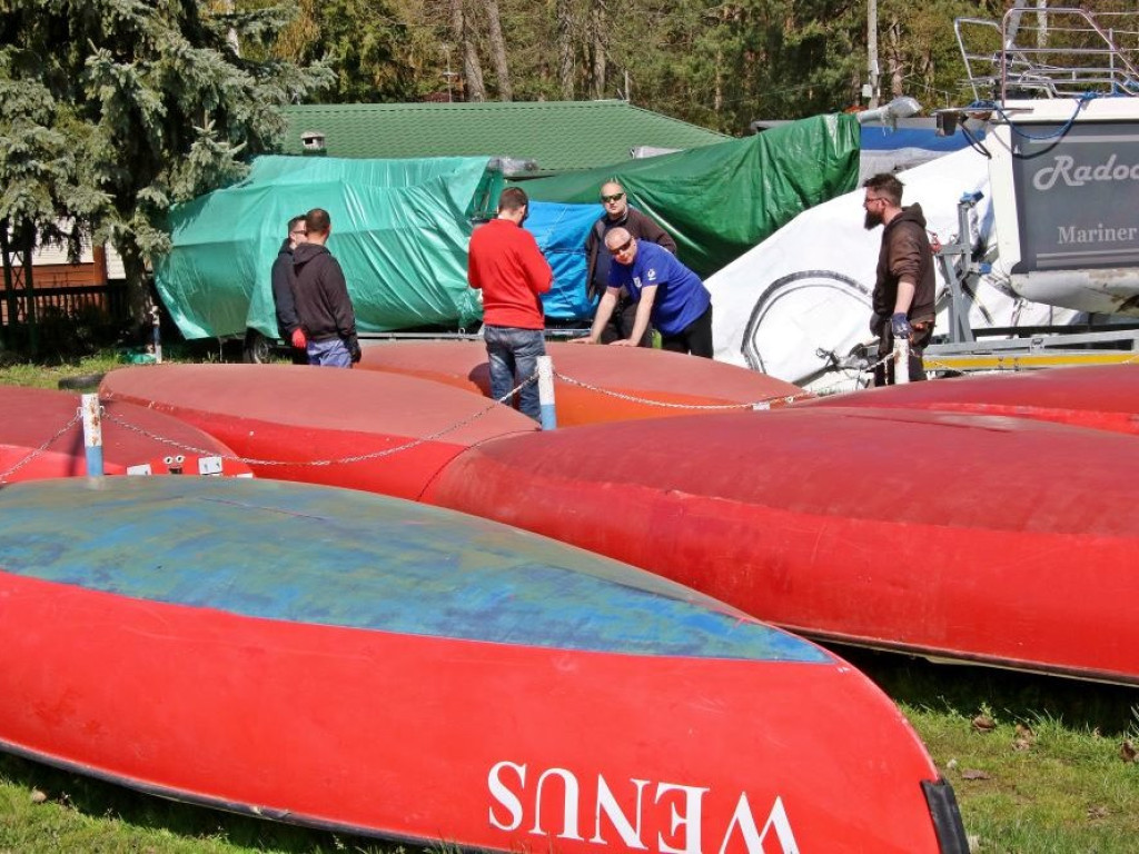 Sławscy żeglarze przygotowują się do majowego weekendu [ZDJĘCIA]