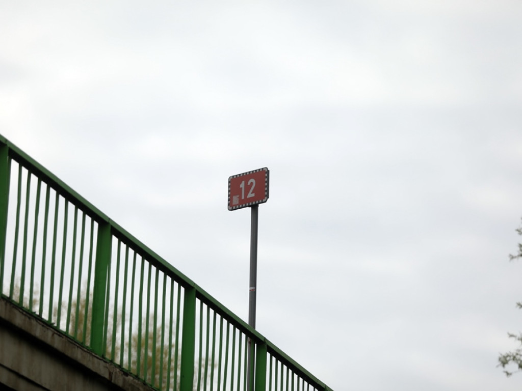 Prace trwają. Tymczasową przeprawą pojedziemy w wakacje?