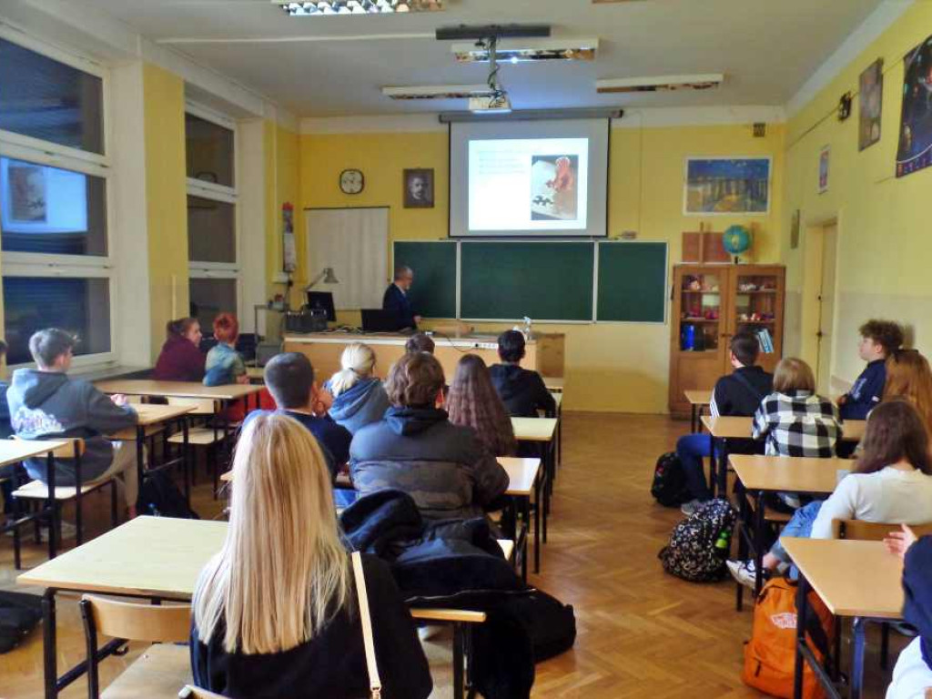 Drzwi otwarte w II Liceum Ogólnokształcącym im. Mikołaja Kopernika w Głogowie [ZDJĘCIA]