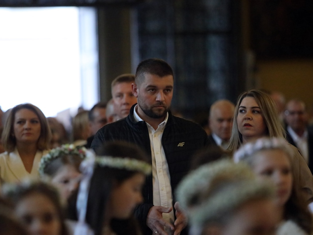 Pierwsza Komunia Święta w parafii Bożego Ciała w Głogowie [ZDJĘCIA]