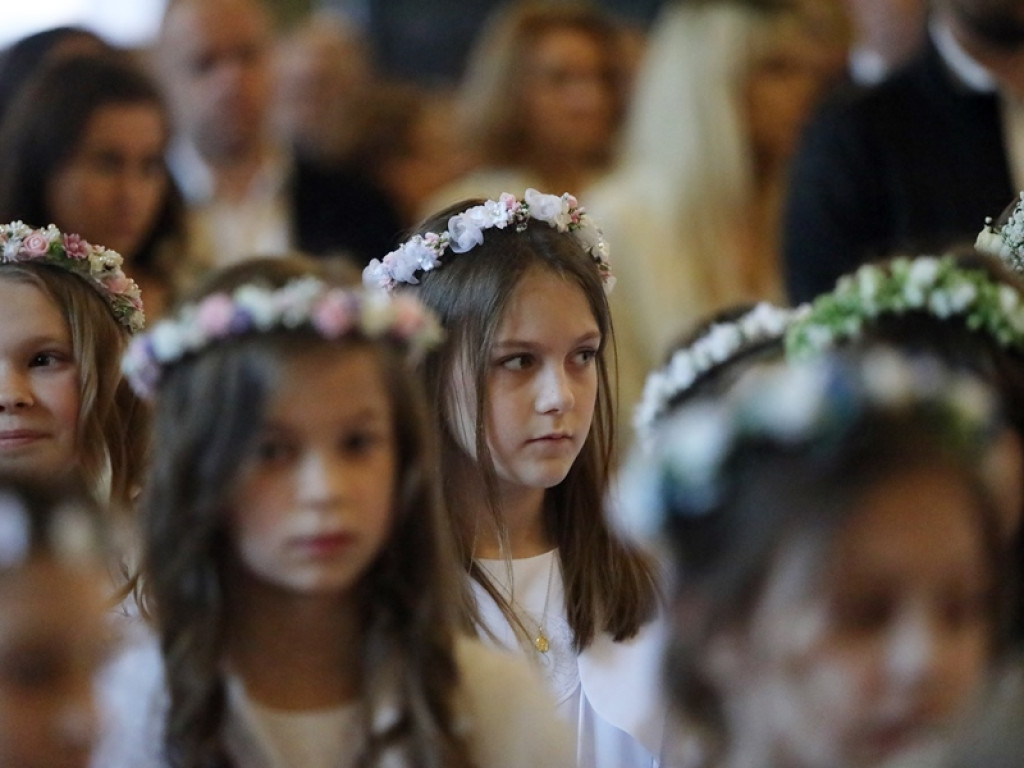 Pierwsza Komunia Święta w parafii Bożego Ciała w Głogowie [ZDJĘCIA]