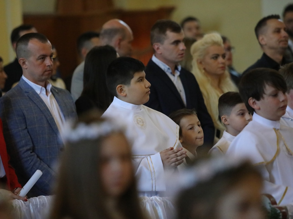 Pierwsza Komunia Święta w parafii Bożego Ciała w Głogowie [ZDJĘCIA]
