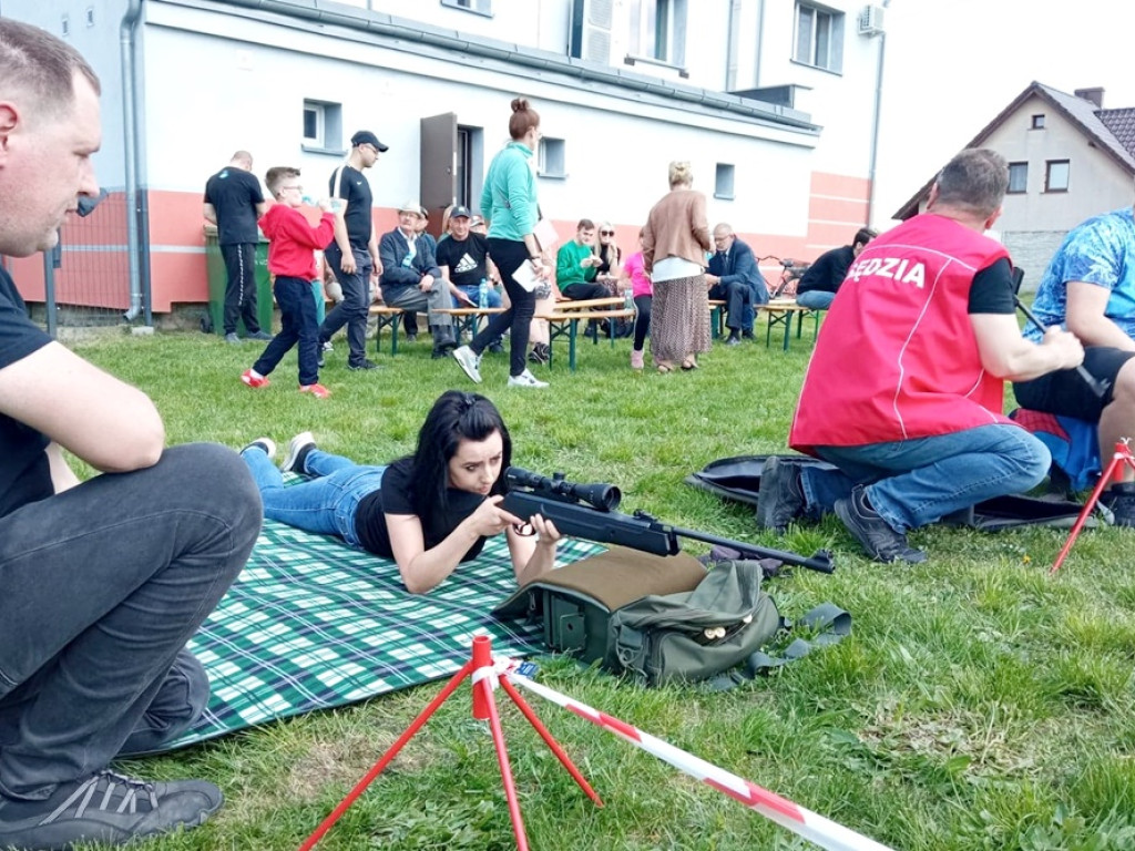 Strzelali o puchar wójta. W Radwanicach sportowa majówka