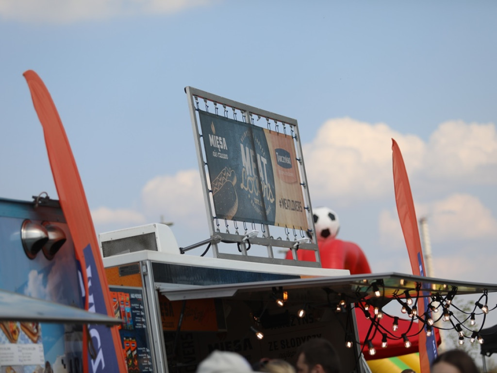 Tłumy na Festiwalu Smaków Świata. Trzeba było dowozić przedwojennego piwa z Głogowa [ZDJĘCIA]